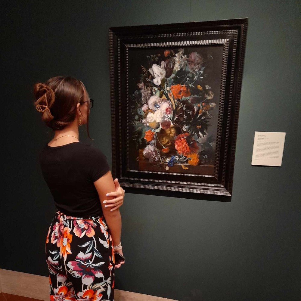 Meet your Posher, Inez